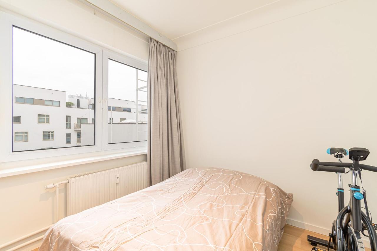 Between The Theaters Of Antwerp Apartment ภายนอก รูปภาพ